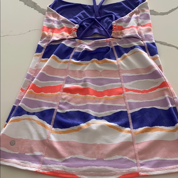 Lululemon Dancing Warrior Tank size 6 - Picture 4 of 6